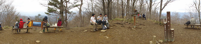 三頭山西峰パノラマ